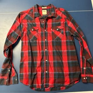 Levi’s plaid Pearl Snap L/S Shirt Large Red